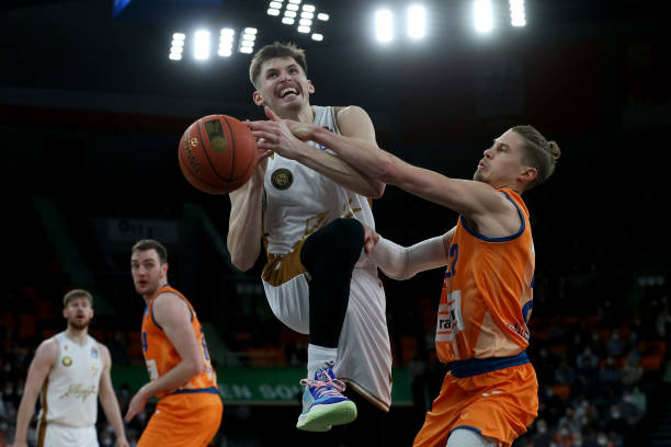 这是阿隆索 这是阿隆索