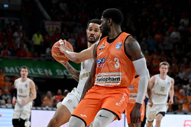 球队在边路 球队在边路