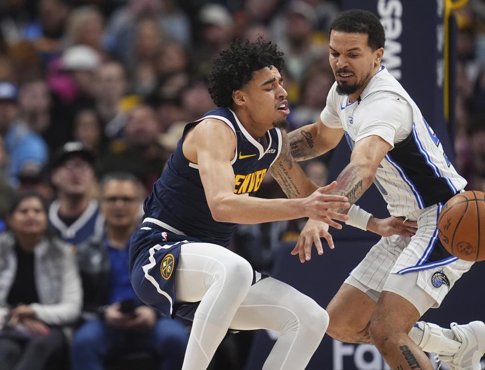 稍显迟缓 稍显迟缓