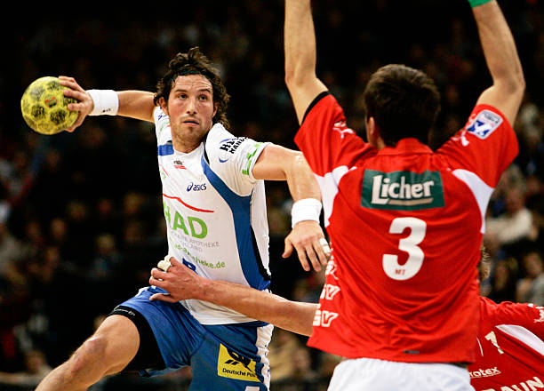 战中客场顽 战中客场顽